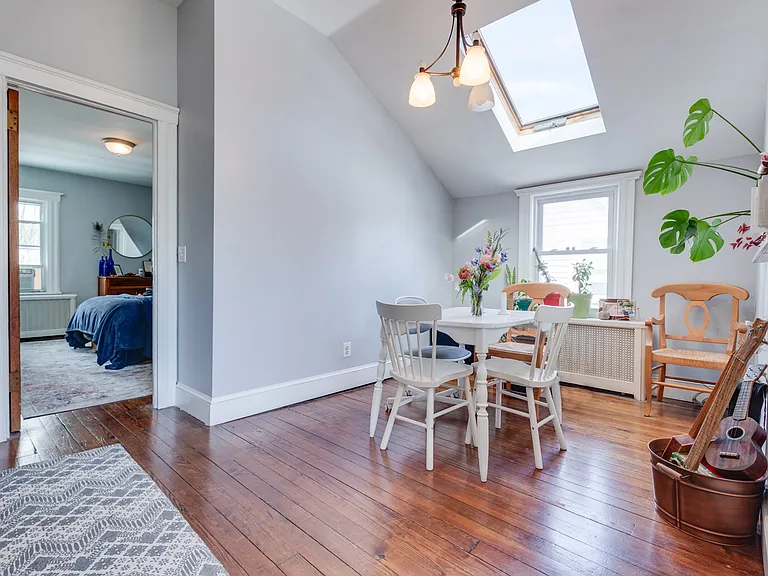 36 Burnet St #3 — Photo 7