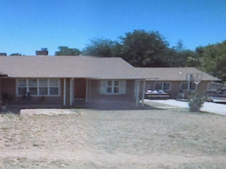 2nd image of 3075 Muir Rd