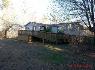 1505 Morgan Rd, Hodges, SC 29653