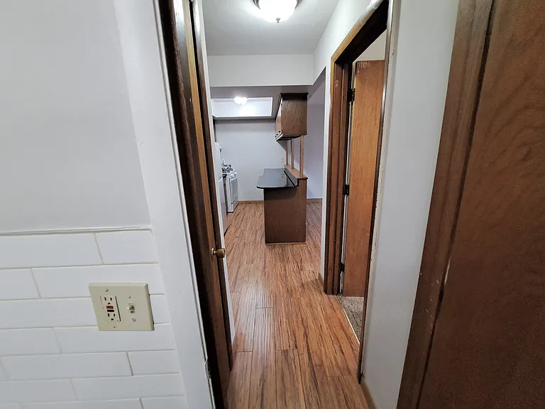 3428 Harriet Apartments — Photo 18