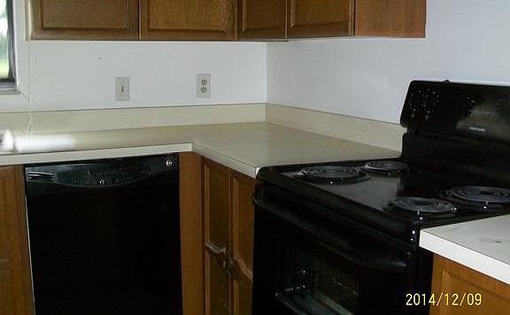 4th image of 31 SW South River Dr APT 103