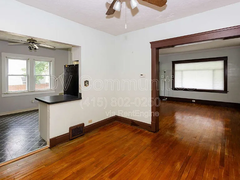 1584 Maple Rd — Photo 6