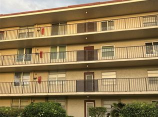 27 Abbey Ln APT 107, Delray Beach, FL 33446