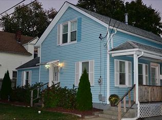 25 Vermont St, Johnston, RI 02919