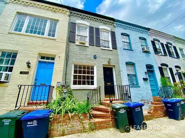 3211 Cherry Hill Ln NW, Washington, DC 20007