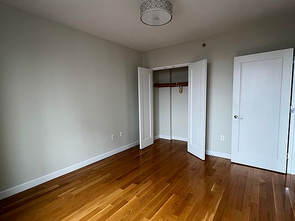 5th image of 278 6th St APT 5B