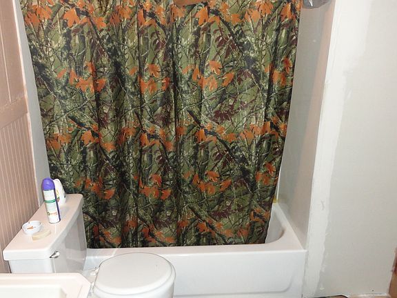 5th image of 2265 Broadway St #5
