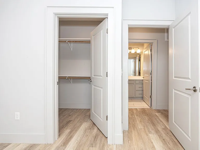 2501 Bienville Blvd #424 — Photo 41