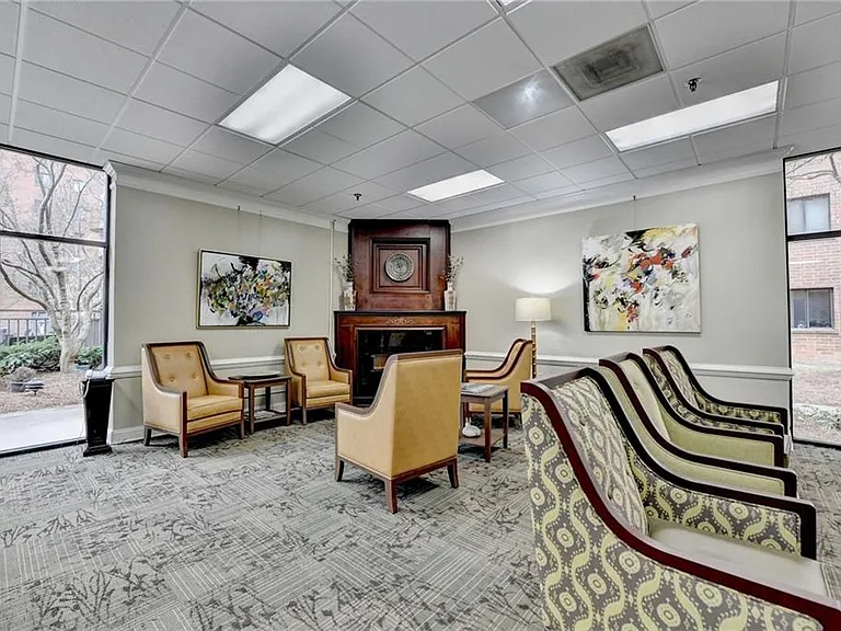 300 Johnson Ferry Rd NE #A112 — Photo 36