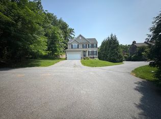 4 Hillside Ave, Cockeysville, MD 21030