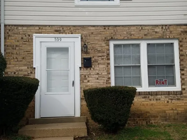 109 Hughey Ct, Fredericksburg, VA 22401