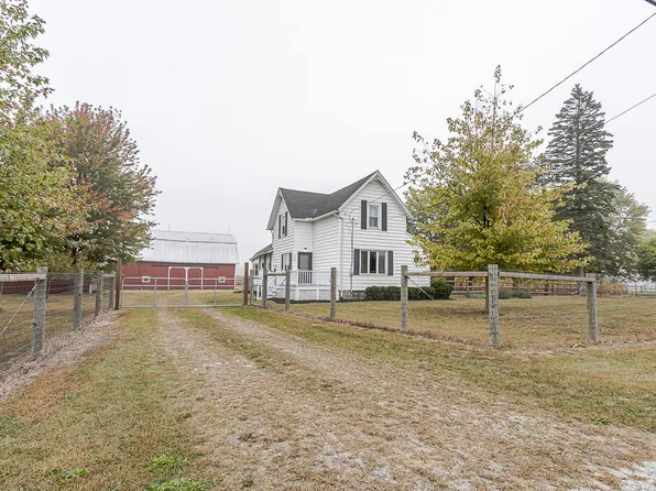 8806 Garden Rd, Maumee, OH 43537