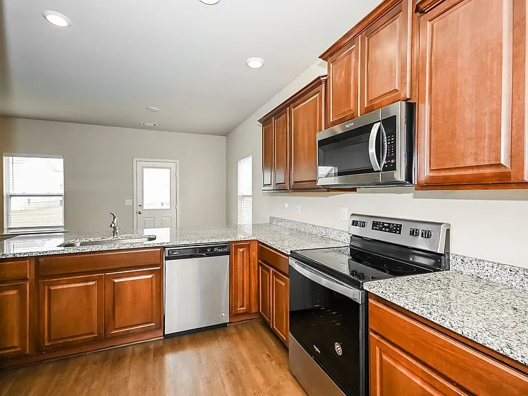 151 Innis Brook Cir — Photo 6