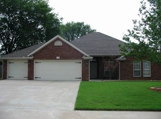 794 Chateau Ave, Fayetteville, AR 72764