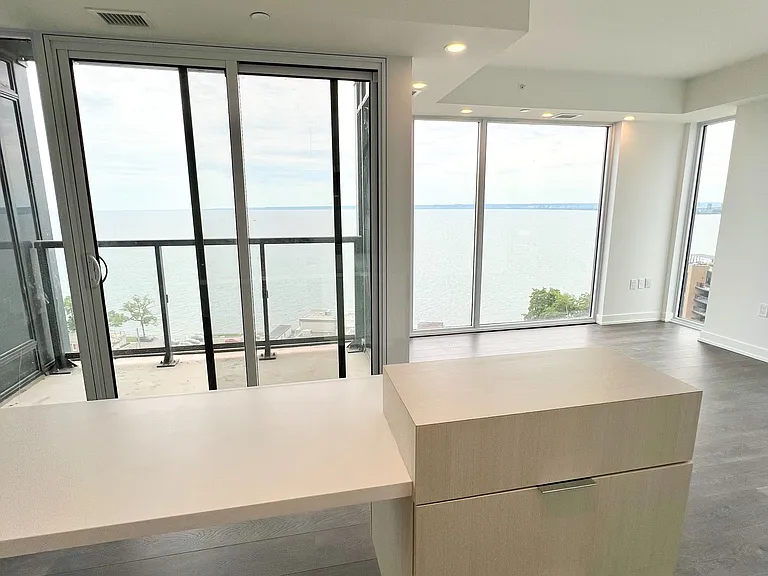 370 Martha St #1307 — Photo 20