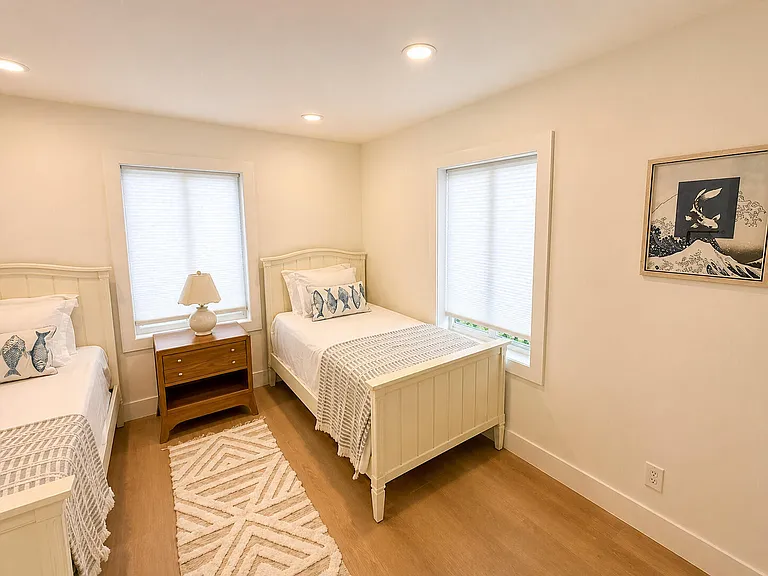 800 SE 11th Ct — Photo 14