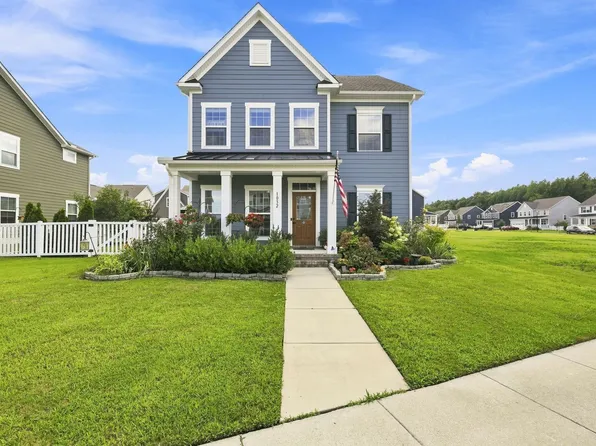1032 Olmstead St, Chesapeake, VA 23323