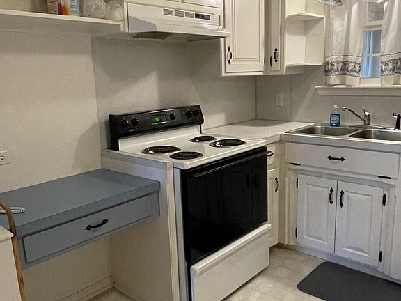 4th image of 13 Arrowhead Ln