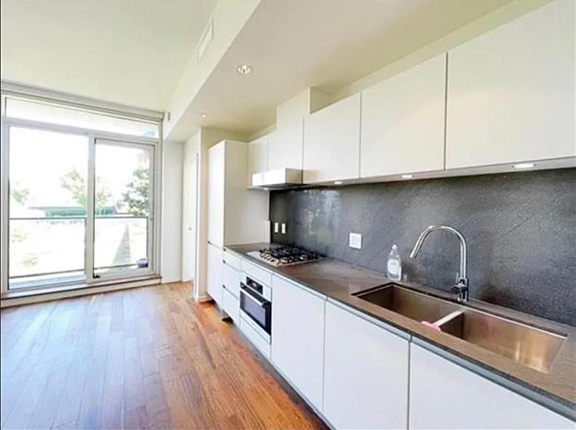1 bed, 524 sqft, $2,200 — Photo 4