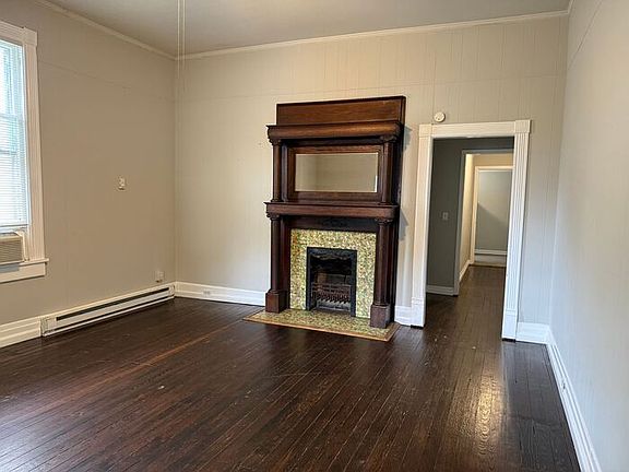 5th image of 317 Elberta St #A
