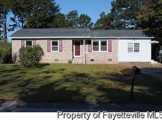 874 Kaywood Dr, Fayetteville, NC 28311