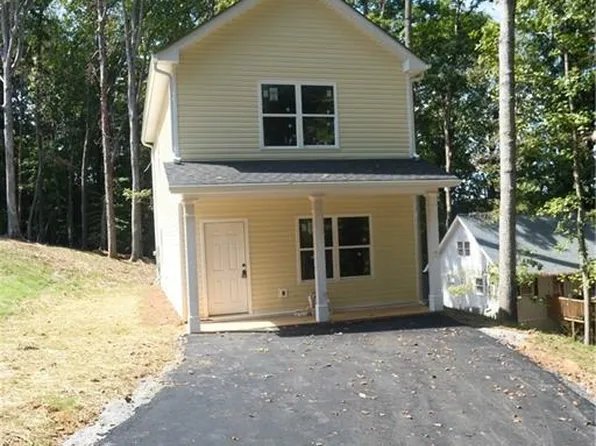 6875 Lake View Point, Gainesville, GA 30506