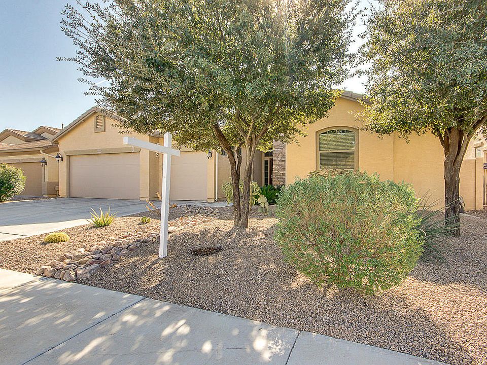 1st image of 45347 W Windrose Dr