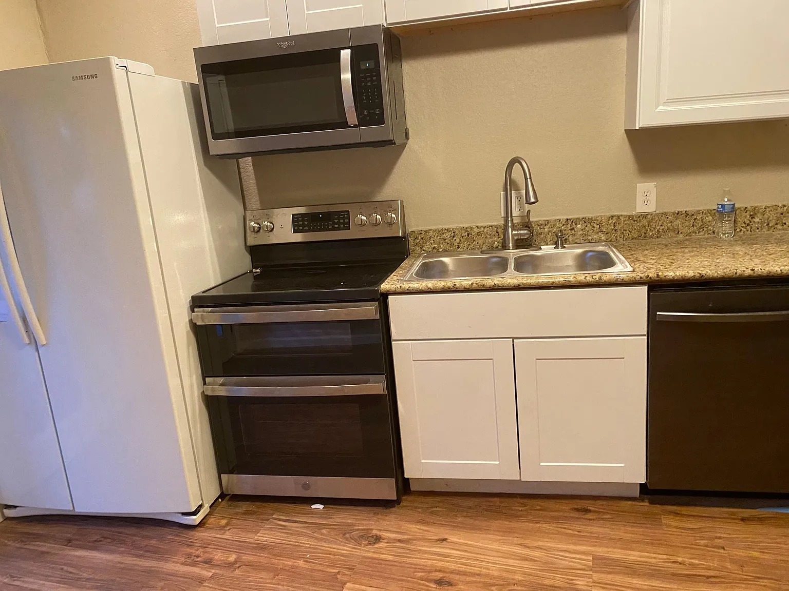 2 bed, $1,550 — Photo 4