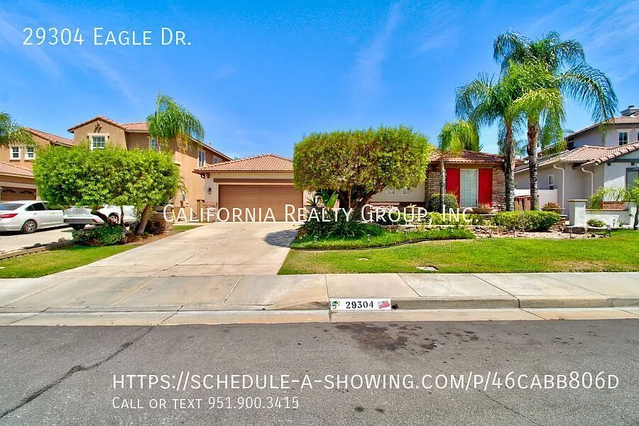 3 bed, 2.0 bath, 2156 sqft, $3,800 — Photo 2