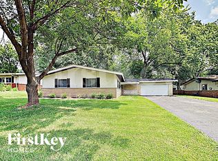 440 Durwood Dr, Florissant, MO 63033