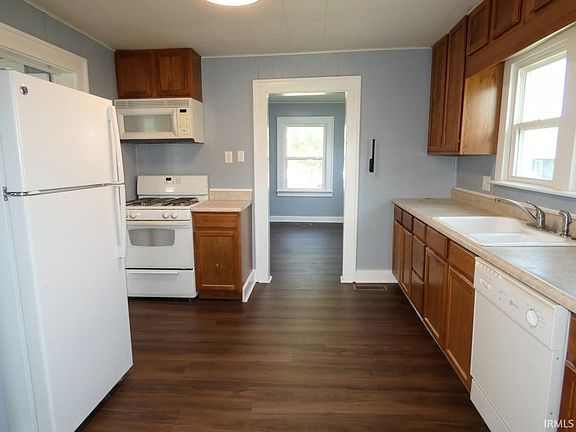 5th image of 1028 Q St