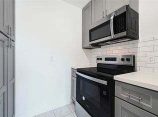 5718 Eskridge St APT 8, Houston, TX 77023