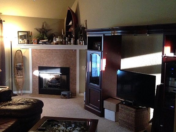 Living room 12' ceilings