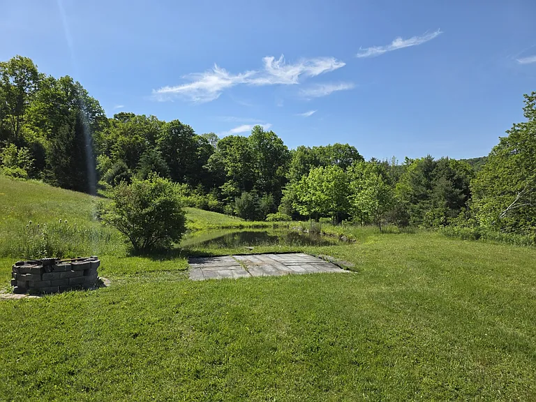 1462 W Fulton Rd #1 — Photo 4