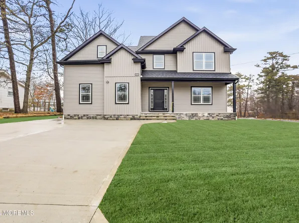 841 2nd Avenue, Toms River, NJ 08757