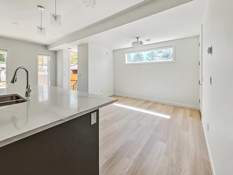 2108 Home Rd NW #2 — Photo 5