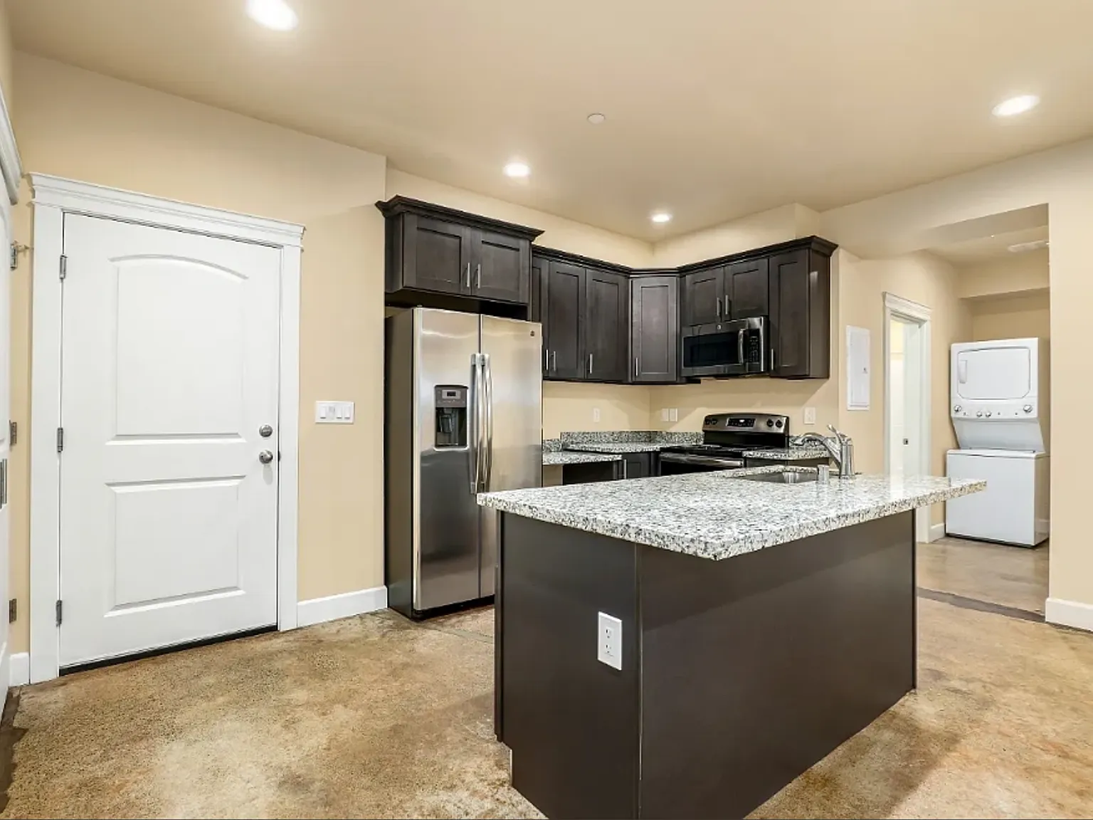 Marigold Apartments — Photo 2