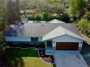 2228 W Dolphin Dr, Citrus Springs, FL 34434