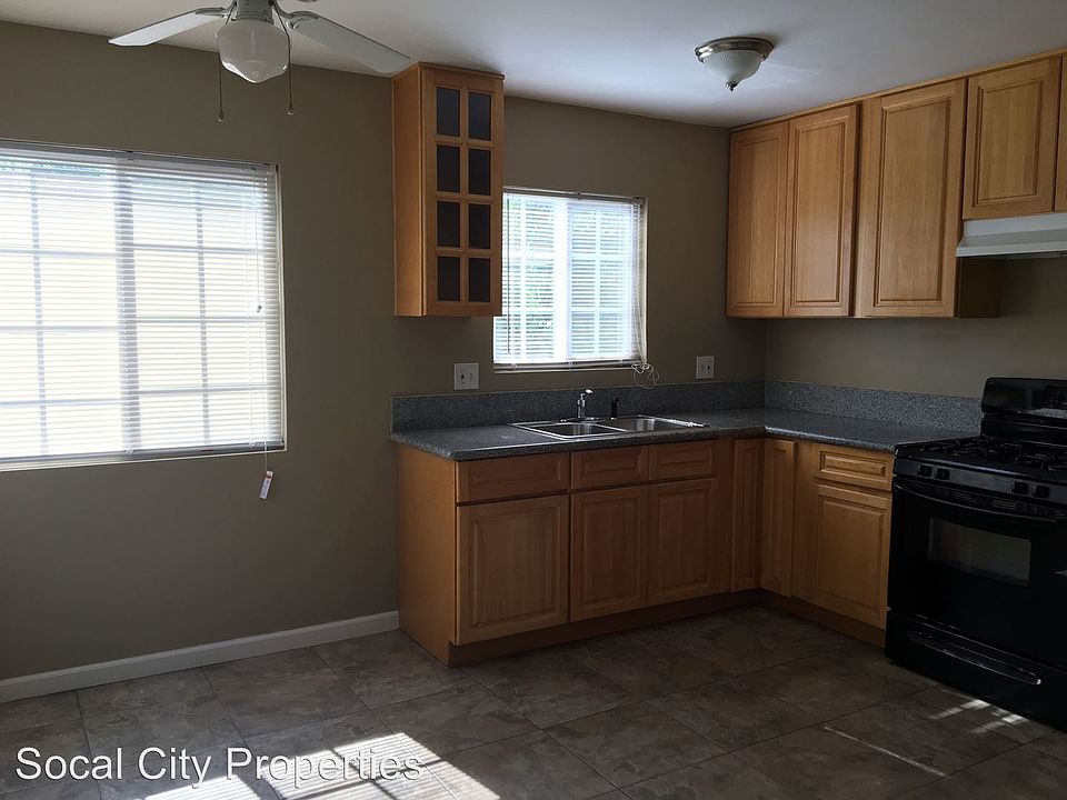 1st image of 1241 Glen Ave