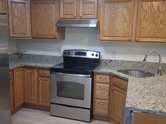 2nd image of 266 S Lexington Ave Unit 1