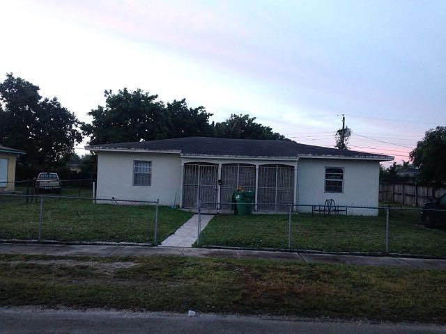 1st image of 590 NW 190th St