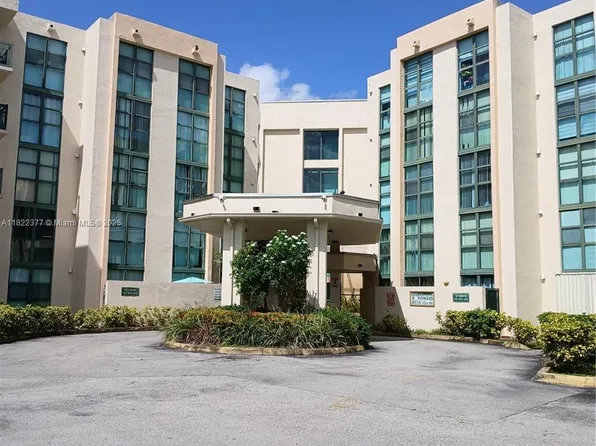 2055 SW 122nd Ave APT 113, Miami, FL 33175