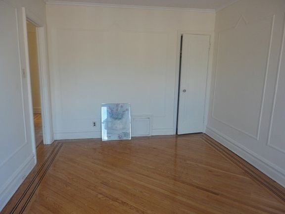3rd image of 676 E 43rd St