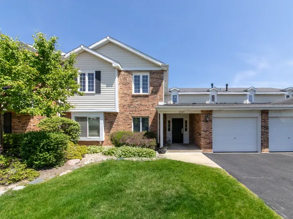7225 Willow Way Ln Unit B, Willowbrook, IL 60527