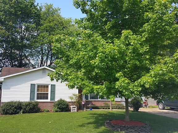 Beautiful front yard