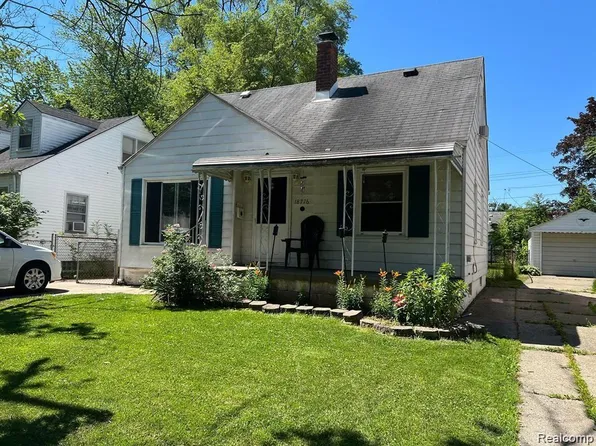 18776 Kingsville St, Detroit, MI 48225
