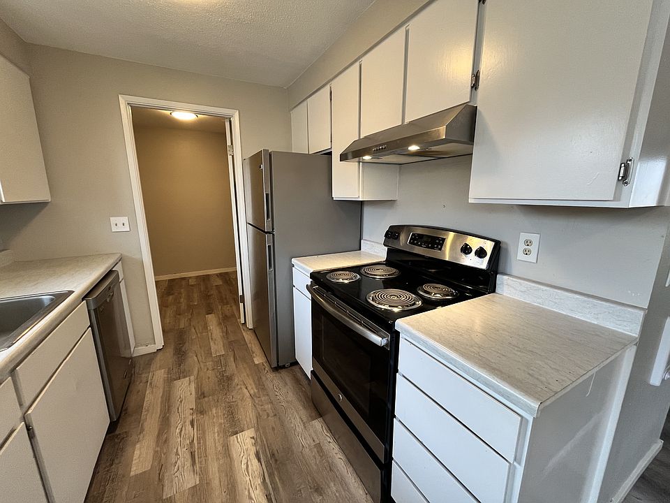 1st image of 2630-2664 SE 136th Ave #2642