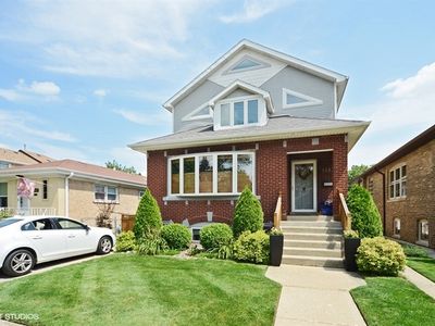 5117 N Rutherford Ave, Chicago, IL, 60656