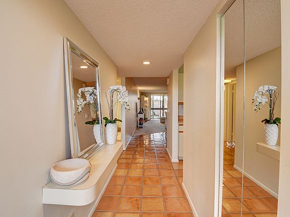 5th image of 5550 Witney Dr APT 306