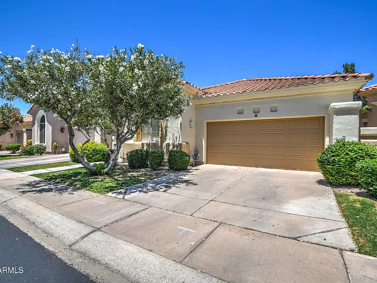 7910 E Cholla St — Photo 2